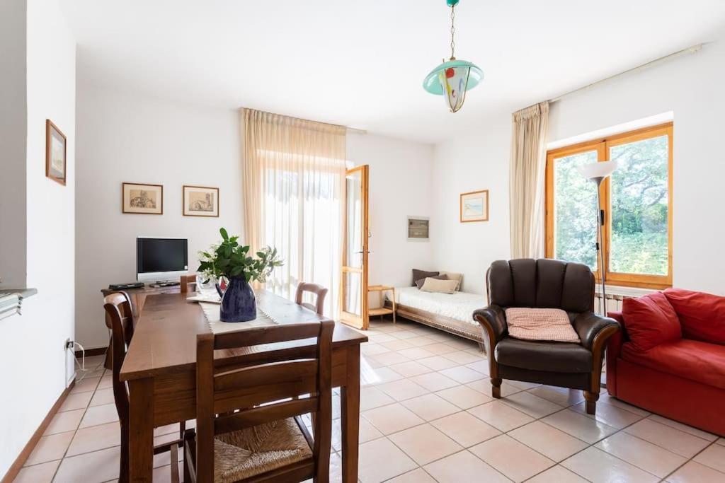 פרוג'ה Apartment In Nature,10Min From City מראה חיצוני תמונה